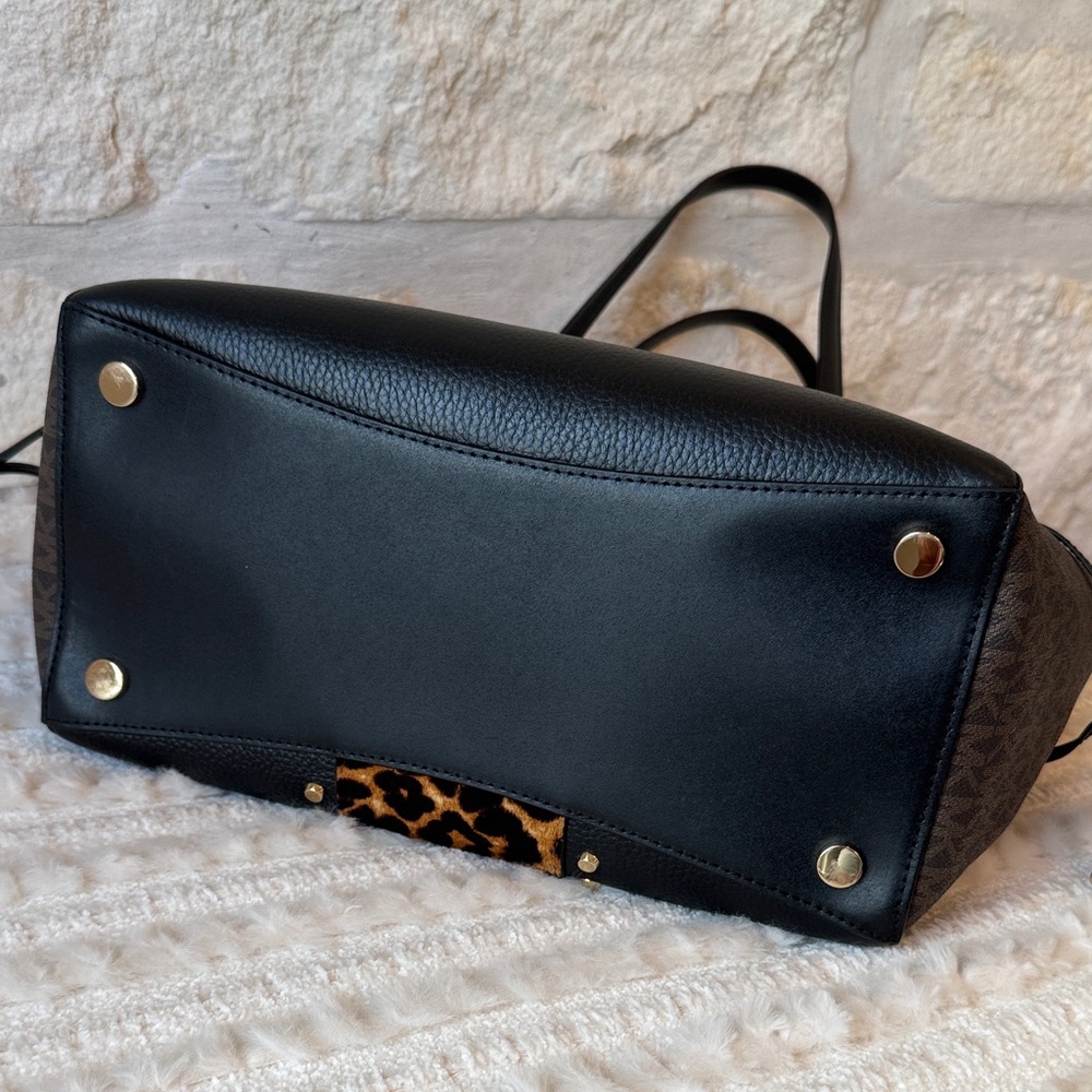 Michael Kors Black and Leopard Accent Tote - Picture 7 of 10